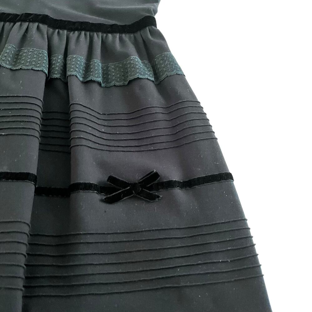 Red Valentino Black Short Sleeve Lace Velvet Trim Scalloped Knee Length Dress L - Picture 7 of 14